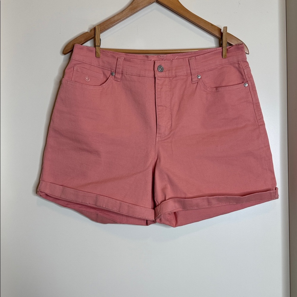 Gloria Vanderbilt Pink Jean Shorts